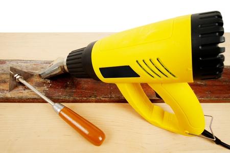 Remove paint from wood with Heat gun